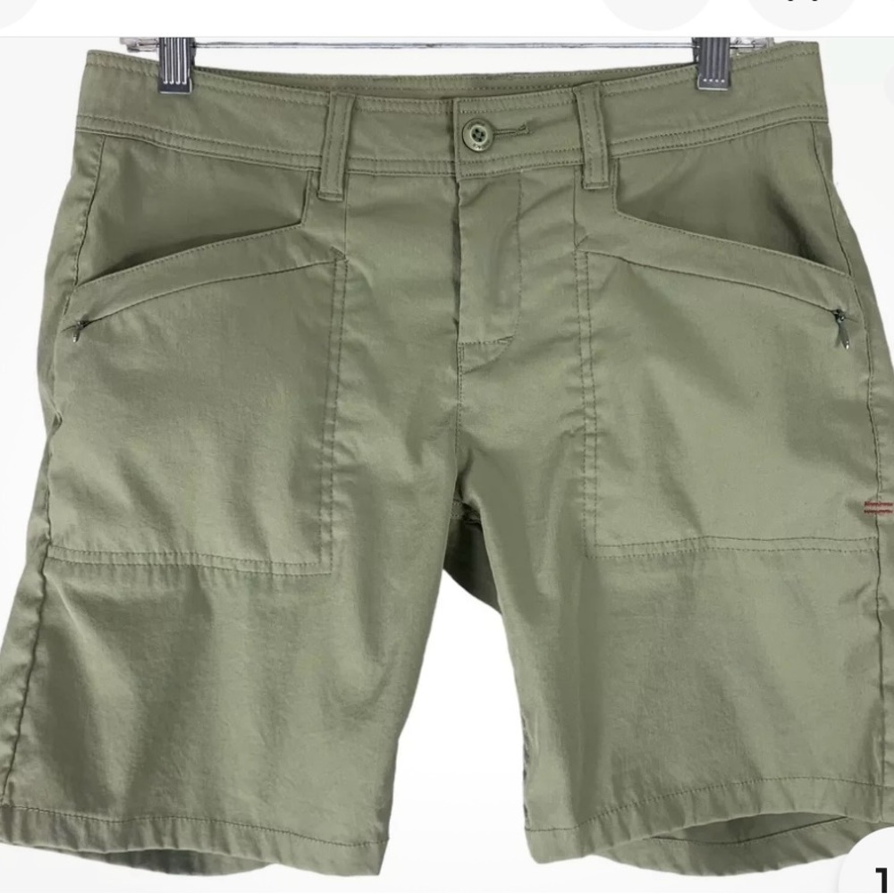 Toad Co Shorts Size 8 Green Stretch Pockets 8" Inseam Womens Hiking